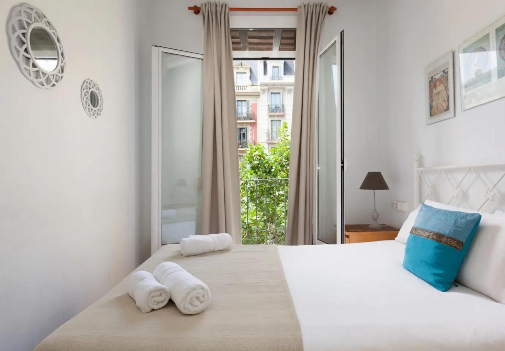 Apartament Urgell *